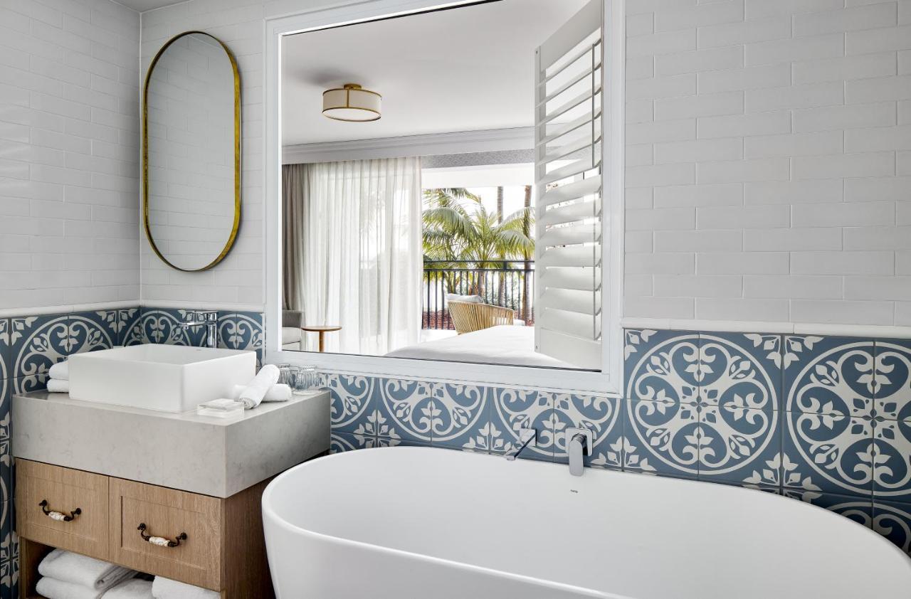 The Beachcomber Hotel & Resort, Ascend Hotel Collection Toukley Bagian luar foto Bathroom